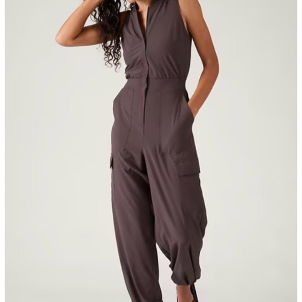 Athleta Brooklyn Utility Jumpsuit NWOT Size 4 Shale Dusty Purple One Piece